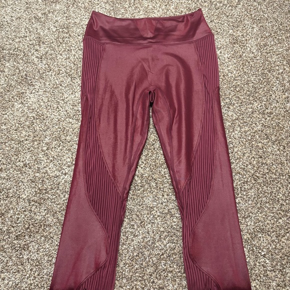 Fabletics Women’s Small Burgundy Leggings - Picture 3 of 9